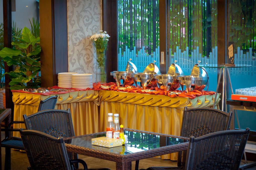 Lani Chiang Mai Hotel Exterior foto